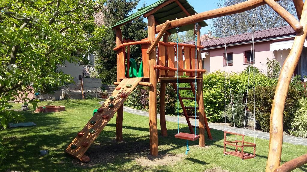 Bungalovy Natura Travnica Luaran gambar